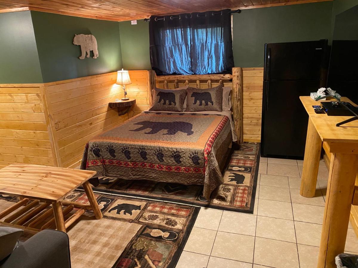 The Fishing Bear Lodge Эштон Экстерьер фото