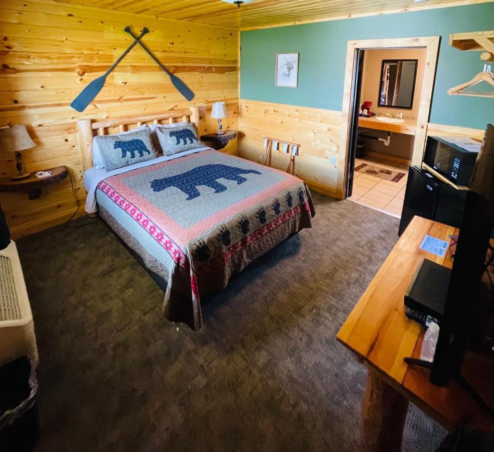 The Fishing Bear Lodge Эштон Экстерьер фото